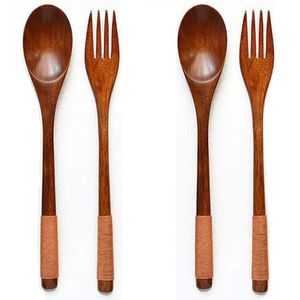 Ensemble de couverts en bois durable, favorisant une vie écologique grâce à des pièces en bois de haute qualité, réutilisables et fabriquées à la main - Product Image 3