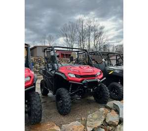 Oferta Especial: Honda Pioneer 1000 3 EPS UTV 2025 Original, Listo para Envío - Product Image 2