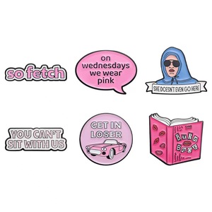 Pins de esmalte de Mean Girls, broches y insignias de solapa con la frase 'She Doesn't Even Go Here', de metal, con temática de película juvenil y dibujos animados, accesorios de joyería - Product Image 1