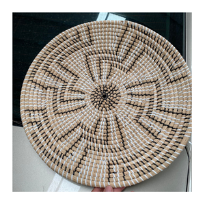 Cesta de plato de algas marinas hecha a mano, decoración de estilo bohemio rústico de Vietnam, colgante de pared con mimbre de bambú, respetuoso con el medio ambiente - Product Image 3