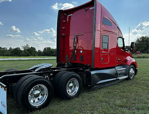 Camión Semirremolque Kenworth T680 Sleeper 2022 Usado, Techo Elevado de 76 Pulgadas, Motor Cummins de 450 HP, Transmisión Automática Endurant de 12 Velocidades, Bajo Kilometraje - Product Image 6