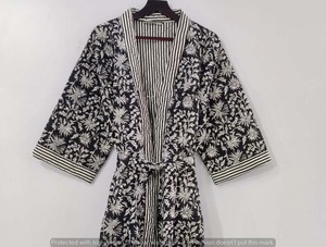 Vente en gros de robes matelassées en coton grande taille design floral faites à la main style kimono traditionnel veste de bain d'été naturelle automne printemps - Product Image 3