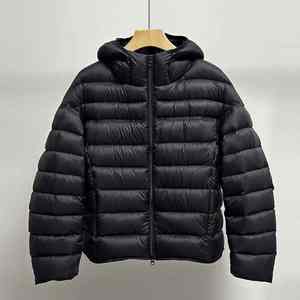 Veste Homme Personnalisée Légère d'Hiver en Fibre de Polyester Rembourrée Respirante de Haute Qualité Col Montant Fermeture Éclair Style Urbain ODM - Product Image 3