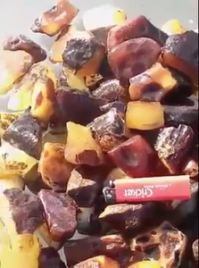 Pierres d'ambre brute jaunes naturelles - Qualité supérieure, différentes tailles pour la fabrication de bijoux - Product Image 3