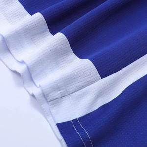 Vêtements de basket-ball pour hommes au meilleur prix uniformes respirants pour l'extérieur légers à conception personnalisée uniformes de basket-ball à bas prix - Product Image 6