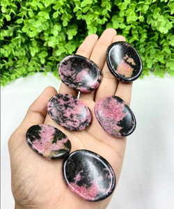 MAGNIFIQUES PIERRES PRÉCIEUSES RHODONITE ROSE/PIERRES DE MASSAGE DE POUCE RHODONITE OVALE/RUBIS DE GUÉRISON RHODONITE PIERRE DE POUCE - Product Image 3