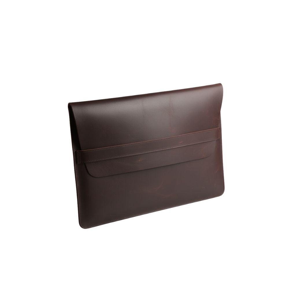 สีน้ำตาลเข้ม