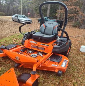 Kubota รถมอเตอร์ไซด์ใช้23HP 190cc อุตสาหกรรมรถตักดิน - Product Image 4