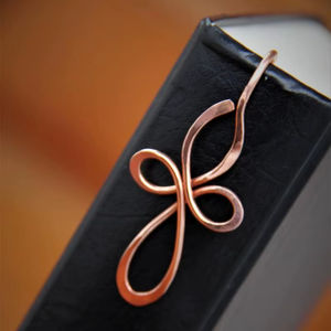Modern Artistic Metal Bookmark Designed For Contemporary Literature <b>Study</b> <b>Materials</b> And Office Libraries - Product Image 1