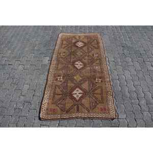 Alfombra Turca Vintage, Alfombra Decorativa de 3.2x6.4 pies, Alfombra Marroquí de Lana Marrón y Rosa - Product Image 1