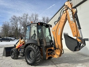 2024 utilisé pour la chargeuse-pelleteuse Case 580SV avec moteur Kubota Cylindre hydraulique Eaton Garantie 1 an-Composants de base inclus - Product Image 3