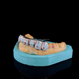 Joyería 18K chapado en oro rosa Moissanite dientes Grillz Invisible con corte princesa 925 Plata VVS personalizado Hip Hop Iced Out Grillz - Product Image 4