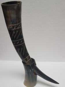 Antique Stylish Animal Style Viking <b>Drinking</b> <b>Horn</b> with 2 Colour Shades Eco-Friendly Customized Hand Carving by Crafts Galore - Product Image 4