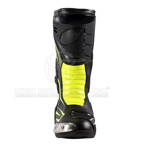 Cómodos zapatos deportivos de estilo para hombre para Paseo diario en moto con equipo de protección Nombre del equipo personalizado - Product Image 2
