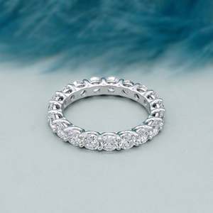 Bague éternelle en diamant rond cultivé en laboratoire certifié IGI 3,80 carats D-E-F VVSVS - Product Image 4