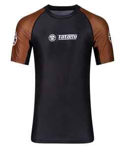 Diseño personalizado manga corta poliéster gimnasio Fitness Rash Guards Pakistán hecho - Product Image 1