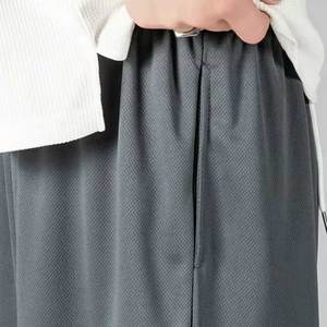 Pantalones Cortos Deportivos de Malla Transpirable para Hombre, Estilo Urbano, con Logotipo Personalizado, Costura de 5 Pulgadas, Doble Capa con Bolsillos, Talla Grande - Product Image 5