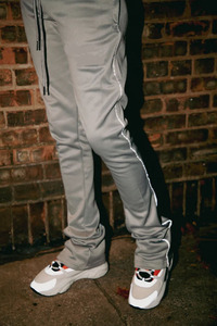 Conjuntos de trajes apilados con logotipo personalizado para hombre, trajes para el sudor, pantalones apilados de invierno de dos piezas, chándales con capucha - Product Image 3