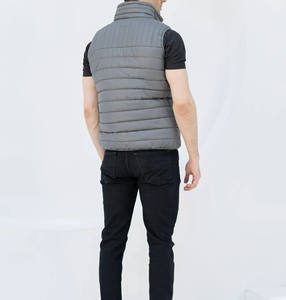 Chaleco Acolchado Impermeable Ligero Unisex Nuevo al por Mayor, Chaqueta sin Mangas con Capucha y Cremallera para Entrenamiento al Aire Libre en Invierno - Product Image 3