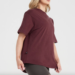 T-shirt de coupe classique pour femme fabriqué en tissu doux et léger et respirant avec manches courtes, encolure ronde, service OEM idéal - Product Image 4