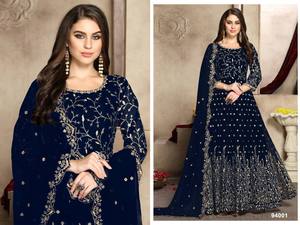 Dernière conception Belle style moderne Nouvelle arrivée Fox Georgette Salwar Suit & Dupatta Avec Fil & Zari Brodé Point Travail - Product Image 2