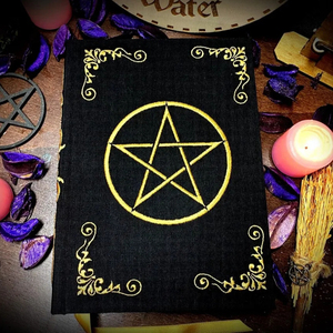 Organisateur de journaux en cuir A5 avec logo personnalisé Pentacle doré Livre d'ombres Fil à coudre Symbolisme païen Cadeau en spirale Couture sur selle - Product Image 1