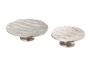 Bandeja de servicio redonda con acabado antiguo, herramientas de ensalada de fundición de Metal con diseño de soporte unido para uso en la cocina - Product Image 5