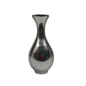 Aluminium Flower Vase With Shiny Polish Finished For Home Decor Top Quality <b>Table</b> <b>Decoration</b> Flower Vase - Product Image 5