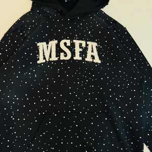 Sudadera con Capucha Personalizada de Estilo Urbano Hip Hop, Lavado Ácido, Bordada con Pedrería, Estampado Desteñido por el Sol, 100% Algodón, Negra, Talla Grande para Hombre - Product Image 5