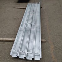 Grille de drainage des eaux pluviales extérieures en acier GMS pour caniveau