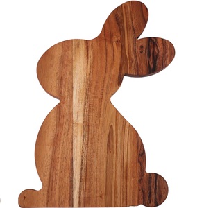 Planche de service en bois en forme de lapin, planche à découper en bois pour la cuisine, planches de chariot en bois, plateau de service drôle pour le fromage - Product Image 2