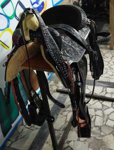 Conjunto completo de sillín occidental de cuero de alta calidad, suministros ecuestres, tachuela de sillín occidental icónica Similar - Product Image 4