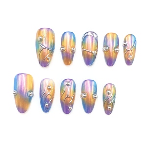 Uñas postizas de lujo, cortas, estilo ataúd, acrílicas con degradado, con pegamento para dedos, diseño artístico. - Product Image 1