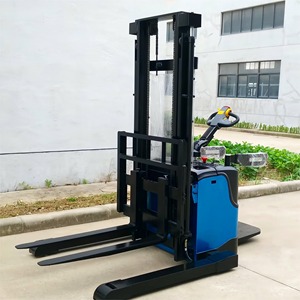 Chariot élévateur transpalette électrique diesel hydraulique autoporté en bon état, capacité de charge 2 tonnes - Product Image 6