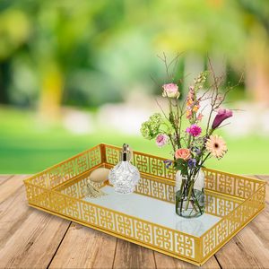 Bandeja decorativa para servir café con espejo elegante Venta caliente Forma hecha Espejo de alta calidad y mesa de metal decorativa para bodas - Product Image 2