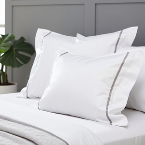 Funda de Almohada Estándar de Lujo de 250 Hilos de Polialgodón con Rayas de Satén de 3 cm, Acabado de Dobladillo Francés, Estilo Moderno Tejido, Cierre de Sobre - Product Image 3