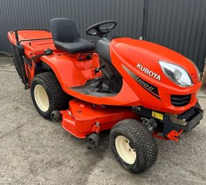 Tractor Cortacésped Kubota GR2120 con Certificación EPA, Motor de 4 Tiempos/2 Tiempos, Caja de Cambios Incluida, Engranajes de Alta Eficiencia - Product Image 2