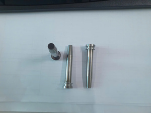 Pièces en plastique d'ingénierie OEM usinées CNC de précision en PEEK, résistantes aux hautes températures et pliables - Product Image 1