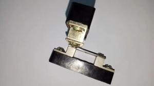 Heavy Duty 400A Neutral Bar-Conector de latón resistente a la corrosión para aplicaciones de paneles de alta corriente - Product Image 4