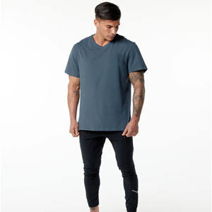 OEM Fabrication sur mesure Offre Spéciale Personnaliser Sportswear Reglan Maillot de fitness GYM à manches courtes pour hommes - Product Image 1