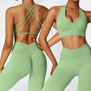 Ensemble de vêtements de yoga actif pour femmes en 2 pièces, respirant, écologique, motif uni, évacuation de l'humidité, vêtements de sport pour la salle de sport, vêtements de fitness - Vente en gros - Product Image 1