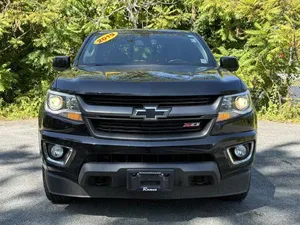 Chevrolet Colorado Z71 2019 d'occasion - Product Image 2
