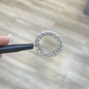 แหวนเพชรเงินแท้ 925 ระดับพรีเมียม ดีไซน์แบบวงเต็ม ผิวมันเงา สำหรับผู้หญิง - Product Image 1