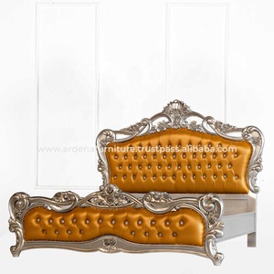 Ensemble de chambre à coucher Ardena en bois massif d'acajou traditionnel avec lit king size luxueux en cuir véritable à dossier haut, fabriqué en Indonésie - Product Image 3