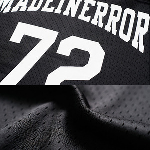 เสื้อฟุตบอลแขนสั้นคอวีสำหรับผู้ชายเสื้อฮิปฮอปพิมพ์ลายโอเวอร์ไซส์สไตล์อเมริกันย้อนยุคงานตามสั่ง - Product Image 4