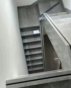Escalera de mármol gris elegante cortada a medida, pulida y duradera, <span class=keywords><strong>con</strong></span> peldaños y reborde de mármol Pietra Grey para proyectos. - Product Image 3
