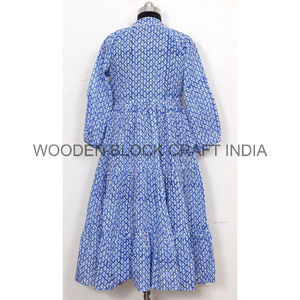 Robe d'été décontractée mi-longue moulante en coton indien écoresponsable faite à la main pour femme, avec dentelle et boutons décoratifs, imprimé au bloc - Product Image 6