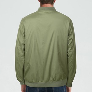 Chaqueta cortavientos ligera con estilo a la moda para hombre, informal para primavera y otoño con cierre de cremallera, decoración estampada de lona fina - Product Image 2