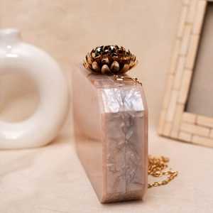 Bolsos de mano de resina hechos a mano bolso de noche bolsos de noche de India hechos a mano con resina para la venta - Product Image 3