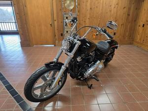 Top Selling New 2026 1000-1500cc Cruiser Motorcycle Streetbike for Adults with EFI <b>ABS</b> >80km/h Max Speed Premium Touring Feature - Product Image 4